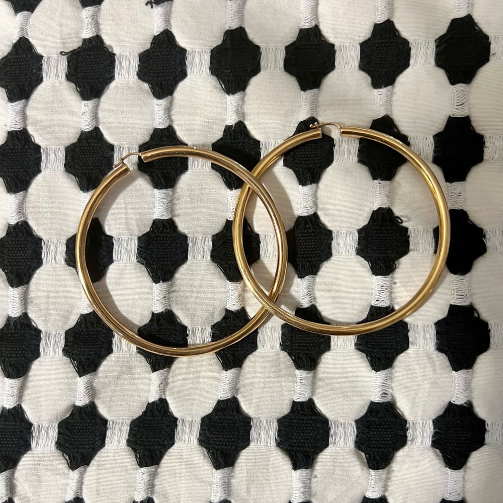 Versace hoops - Picture 2 of 5